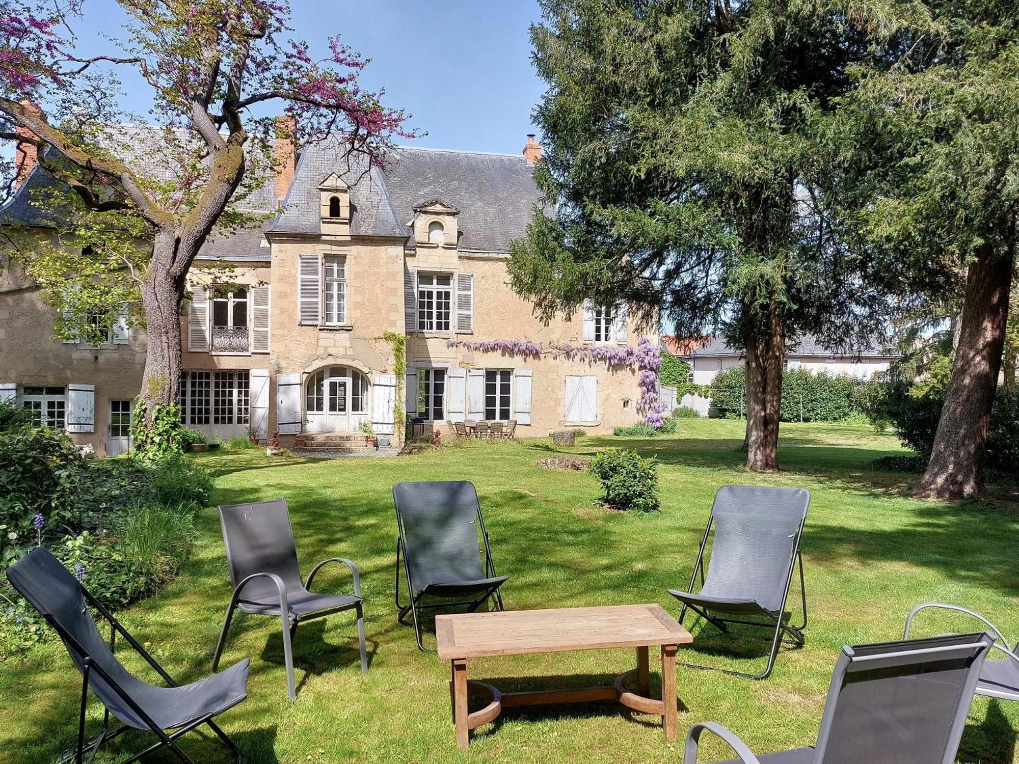 Bed and Breakfast Manoir Du Bellay Montreuil-Bellay Exterior foto